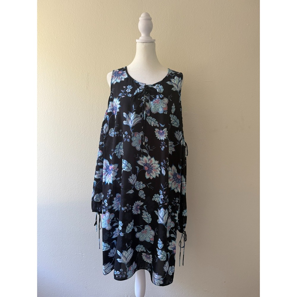 JCPenney Boutique+ Sweet Sensations Dress Size 1X Black Floral Cold Shoulder NWT